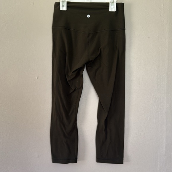 Lululemon olive green crop aligns size 4 - Picture 3 of 5
